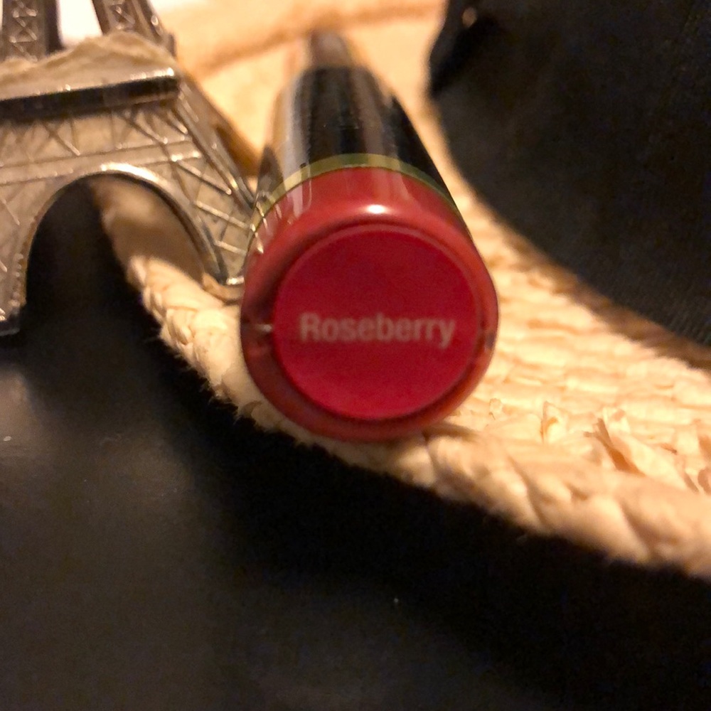 New Roseberry Lipsense by Senegence